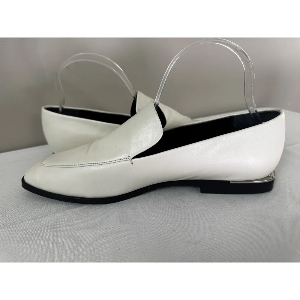 Marc Fisher Women 10M White Hemmy Loafers Square Toe Flats Buttery Soft Leather